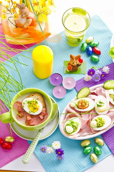 Covered Easter table — Stock Photo, Image