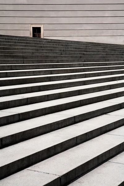 Escadas na cidade — Fotografia de Stock
