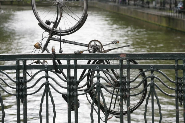암스테르담에서 자전거 — 스톡 사진