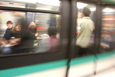 Paris'te metro