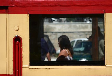 Corsica: Tren Calvi Ile Rousse için