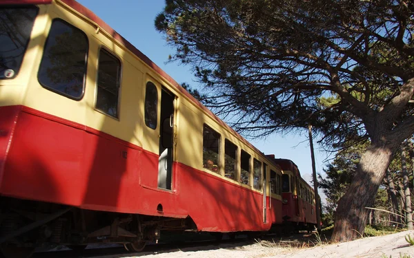 Corsica: Treno Calvi Ile Rousse — Foto Stock