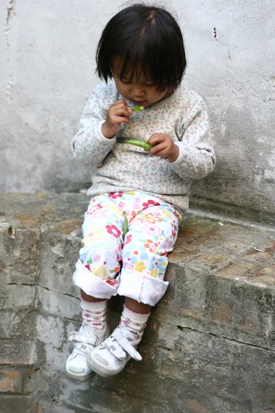 Kinderen eten — Stockfoto