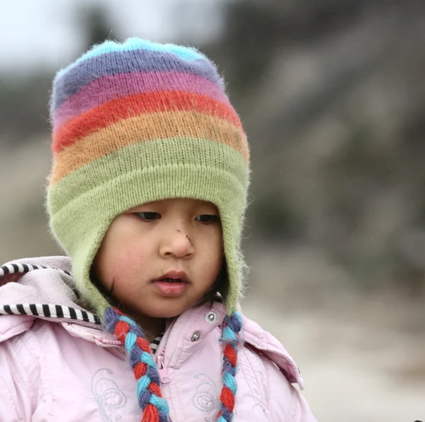 Anak manis dengan topi — Stok Foto
