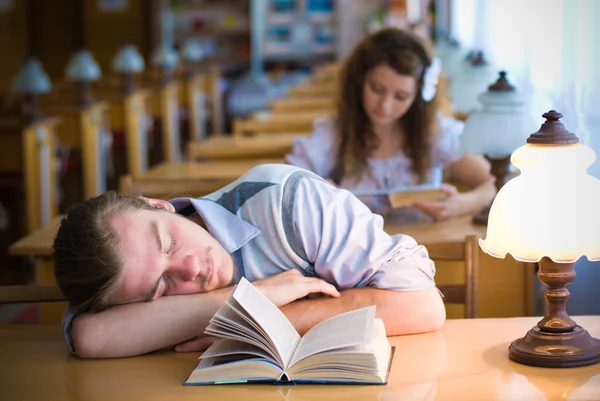 Sweet Dreams in a Library — Stock Photo, Image