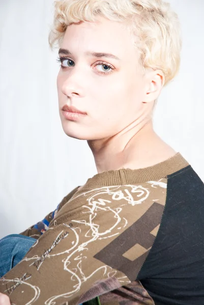 Krásná blondýnka portrét — Stock fotografie