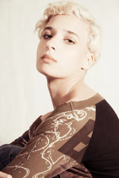 Piękne blond kobieta portret — Zdjęcie stockowe