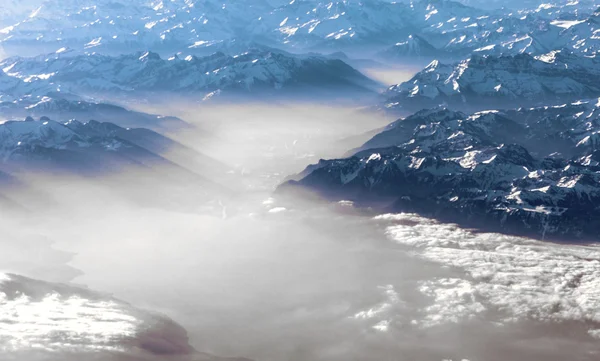 Nézd, az Alpok hegyei — Stock Fotó