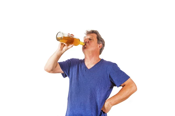 Uomo che beve — Foto Stock