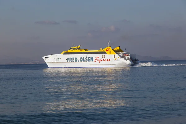 Ferry Bocayna Express from Fred Olsen on the ocean — Stock Photo, Image