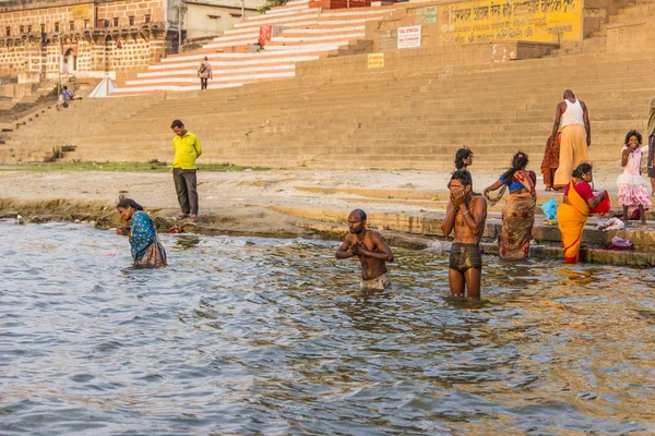 Színes fő ghat Varanasi — Stock Fotó
