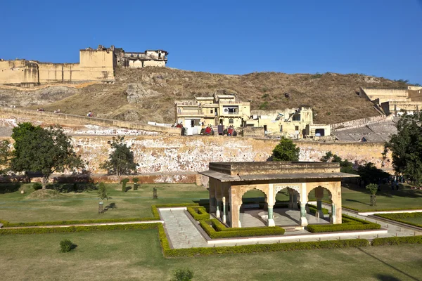 Famous Amber Fort in morning light — Stock Photo, Image