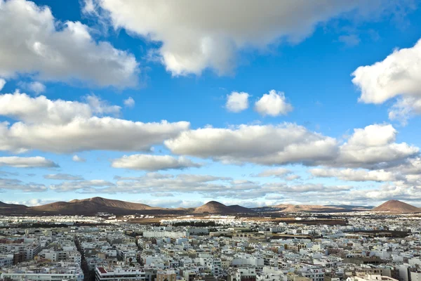 View to Arrecife and the volcanos of Lanzarote — Stock Photo, Image