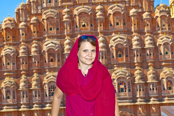 美丽的欧洲女人在斋浦尔，激质哈瓦玛哈尔 — 图库照片