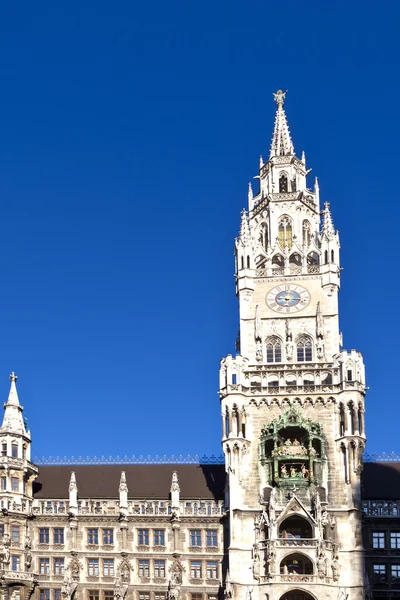 Glockenspiel auf dem Münchner Rathaus — Stockfoto