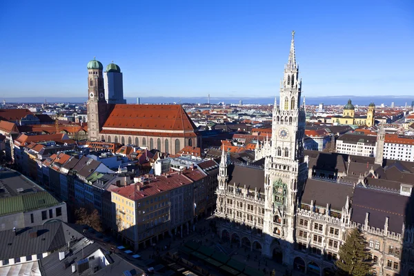 Luchtfoto van München bij mooi weer — Stockfoto