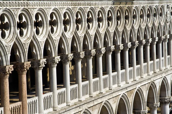 Veneza, fachada do palácio dos doges, o Palácio Ducale — Fotografia de Stock