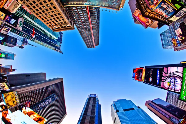 Times square new york şehrinin bir semboldür — Stok fotoğraf