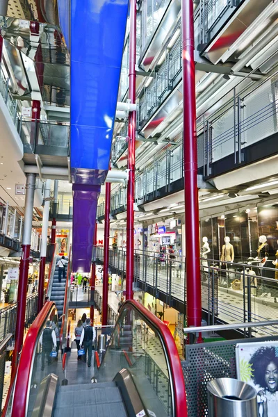 Modern shoppig mall — Stock Photo, Image