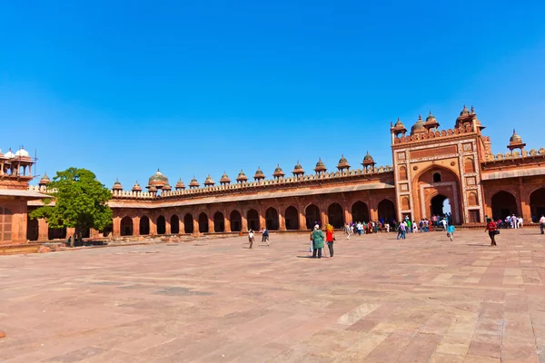 El Jama Masjid en Fatehpur Sikri es una mezquita en Agra, completada —  Fotos de Stock