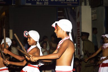 müzisyenler katılan festival pera'nın şeker,