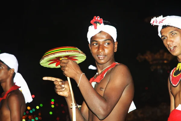 Künstler nimmt am Festival pera hera in candy teil — Stockfoto