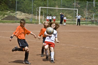 çocukların futbol