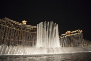 las vegas bellagio hotel casino, onun dünyaca ünlü özellikli