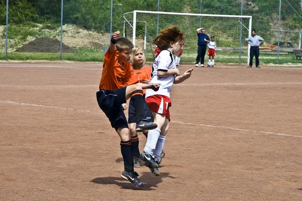 子供のサッカー — ストック写真