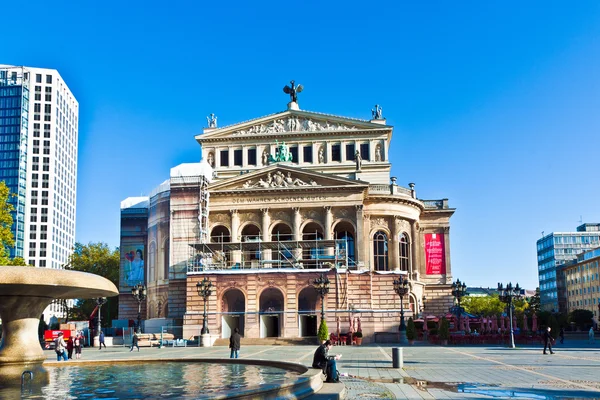 Weergave voor de wederopbouw van opera house in frankfurt — Stockfoto