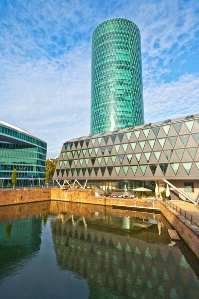 Centrum biznesowe we Frankfurcie nad głównym w zachodniej części portu — Zdjęcie stockowe