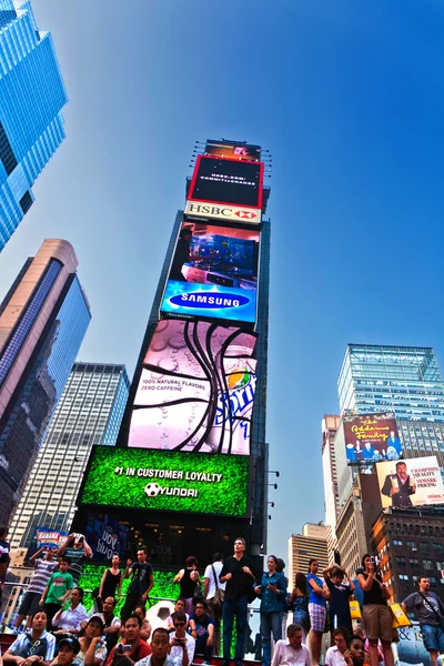 Times square skisserat med broadway-teatrar och stort antal — Stockfoto