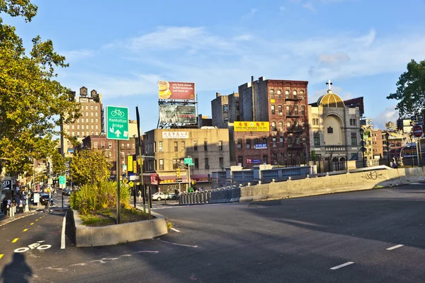 NEW YORK CITY - JULY 09: Sunset in Forsyth street on July 09, 20 — Stock Photo, Image