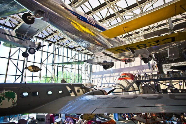 Національний музей авіації та космічних у Вашингтоні — стокове фото