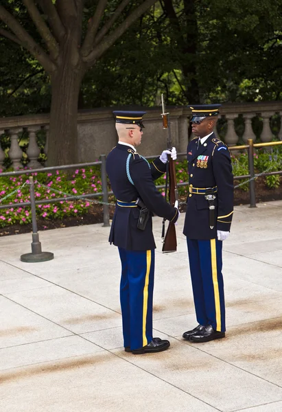 stock image Changing the guard at Arlington national Cemetery in Washington