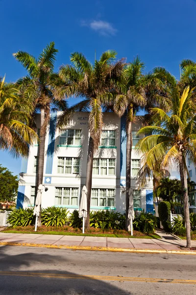 Hermosas casas en estilo Art Deco en el sur de Miami — Foto de Stock