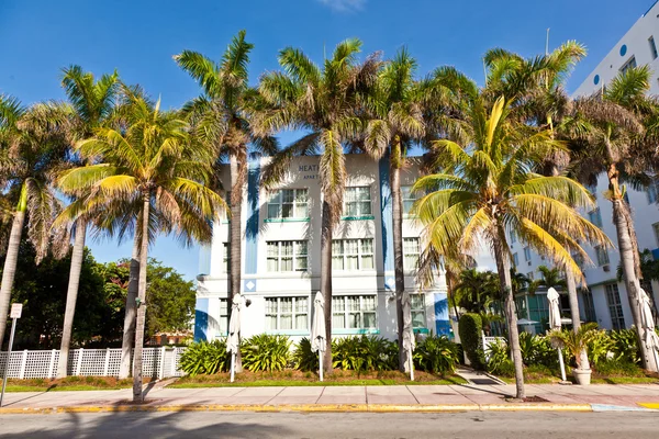 Hermosas casas en estilo Art Deco en el sur de Miami — Foto de Stock