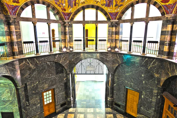 Art nouveau cupola in the city museum of Wiesbaden — Stock Photo, Image