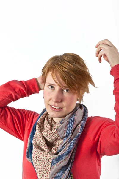 Attraktive Frau mit roten Haaren — Stockfoto