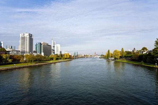 Vista al horizonte de Frankfurt con Hauptwache y rascacielos — Foto de Stock