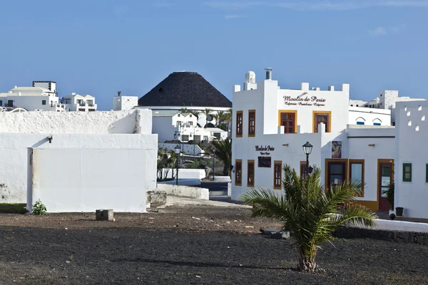 Nieuwe bewoonbare oppervlakte in playa blanca — Stockfoto