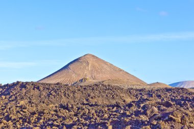 İspanya 'nın Lanzarote kentindeki Timanfaya Ulusal Parkı' nda yanardağ