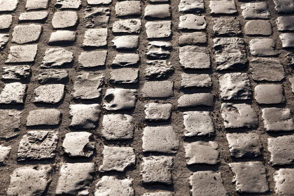 Staré valoun kamenné ulice ve Frankfurtu — Stock fotografie
