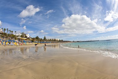 yapay plaj playa dorada keyfini çıkarın