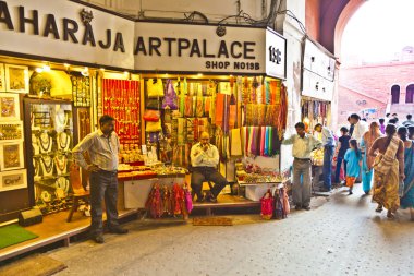 meena pazarı Delhi kırmızı kale içinde Dükkanı