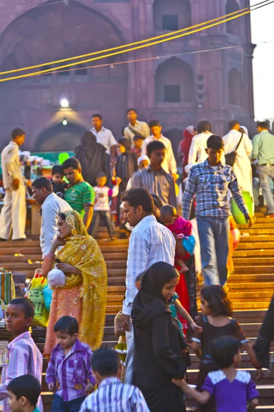 Auf dem meena basar markt in delhi, indien. — Stockfoto