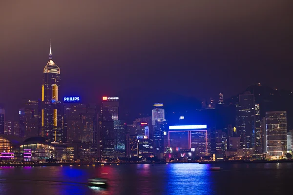 ビクトリアのスカイラインを香港ハーバー レーザー ショーします。 — ストック写真