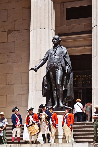 stock image Ceremony for declaration of independence in old costumes takes p