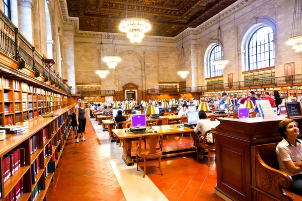 Inside famous old New York Public Library — Stock Photo, Image