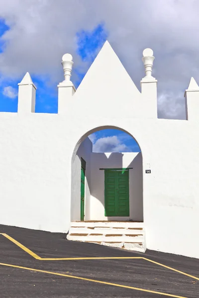 Krásný katolický kostel San Bartholomae v Lanzarote — Stock fotografie